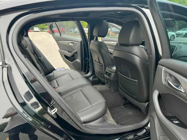Cadillac CT5 — Фото автомобиля 10
