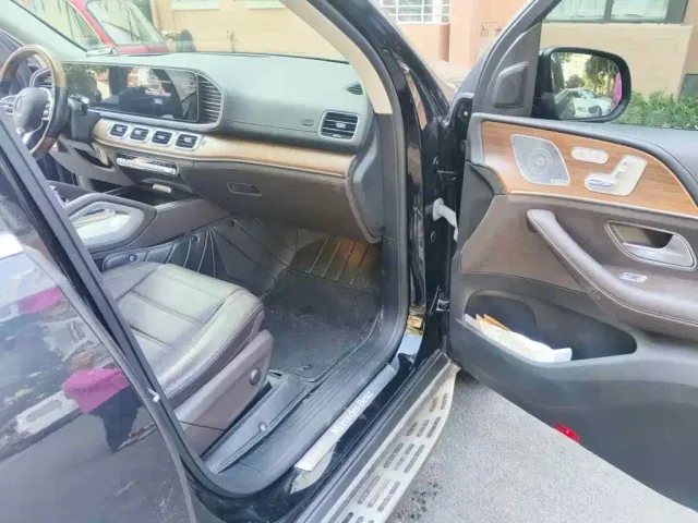 Mercedes-Benz GLS-Class — Фото автомобиля 13