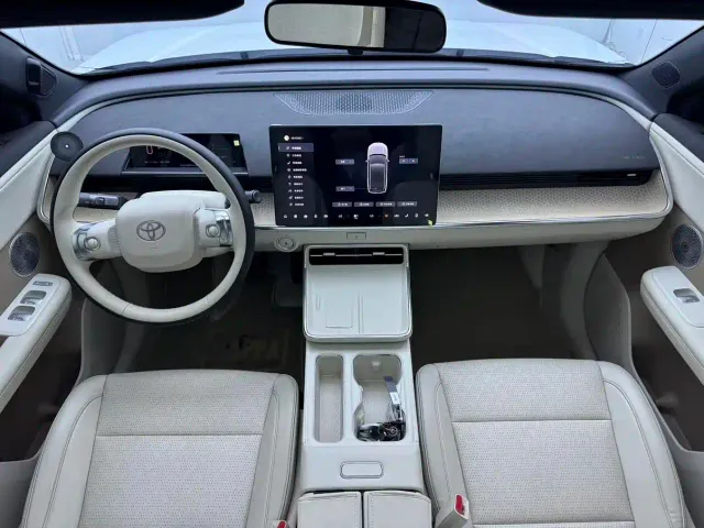 Toyota BoZhi 3X — Фото автомобиля 11