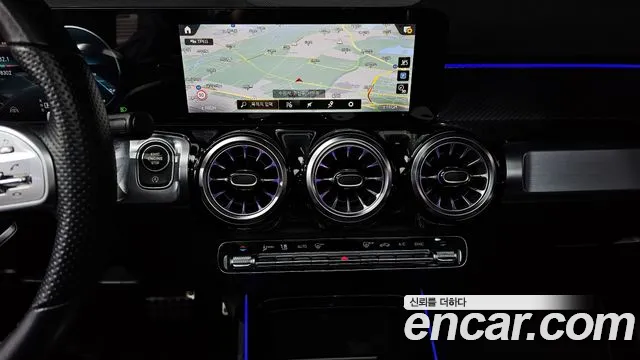 Mercedes-Benz GLB-Class — Фото автомобиля 14