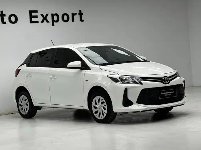 Toyota Vios FS — Фото автомобиля 3