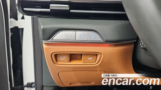 Genesis GV80 — Фото автомобиля 25