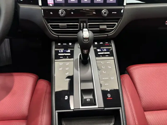 Porsche Macan — Фото автомобиля 19