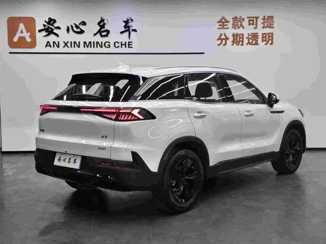 BAIC X7 — Фото автомобиля 3
