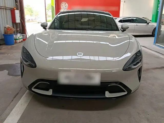 Xiaomi SU7 — Фото автомобиля 2
