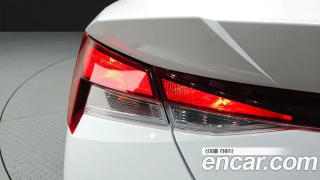 Hyundai AVANTE Avante (CN7) — Фото автомобиля 23