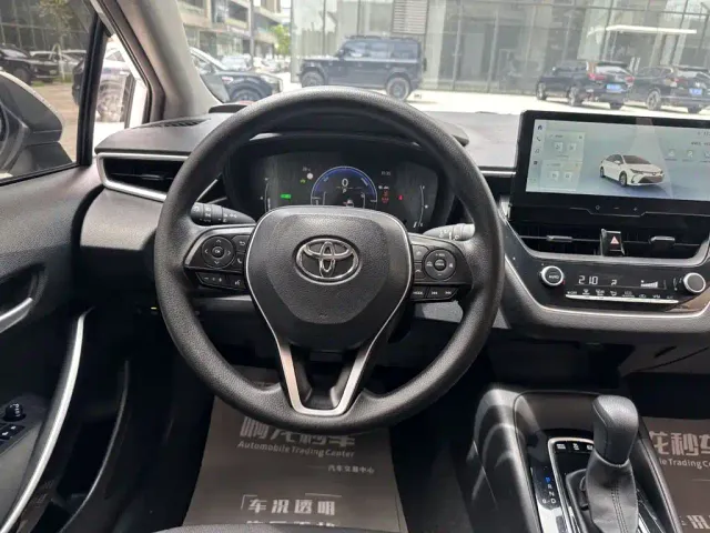 Toyota Corolla — Фото автомобиля 9