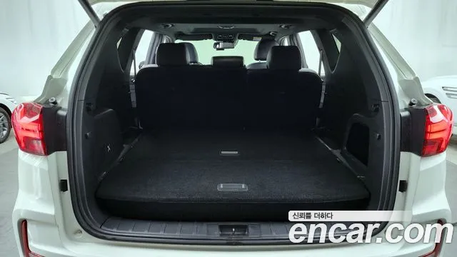KG_Mobility_Ssangyong Rexton Rexton Arena Дизель 2.2 4WD — Фото автомобиля 20