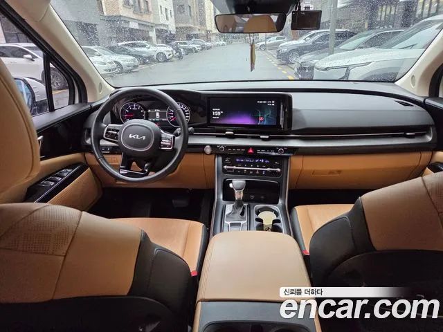 Kia Carnival Generation 4 — Фото автомобиля 7