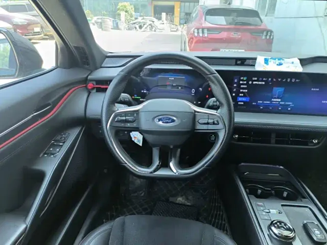 Ford Mondeo — Фото автомобиля 10