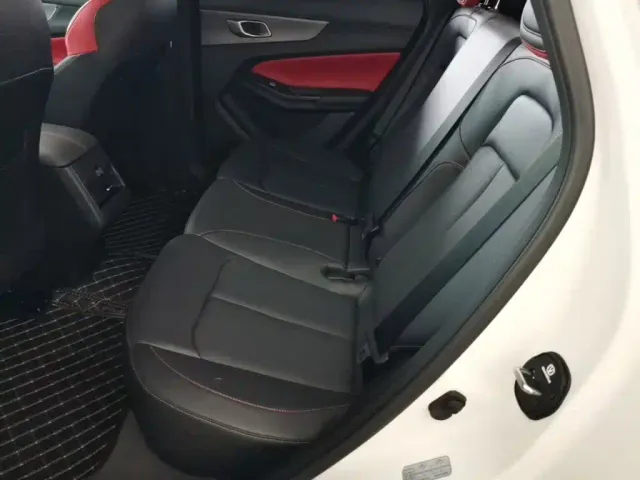 Changan CS55 Plus — Фото автомобиля 16