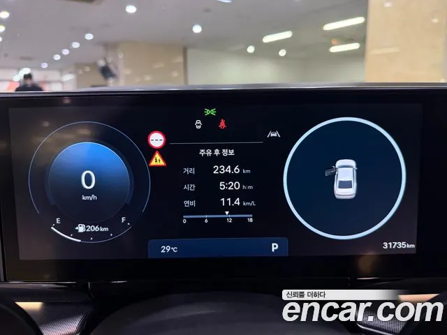 Hyundai Grandeur Grandeur (GN7) 2.5 Бензин 2WD — Фото автомобиля 11