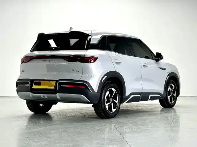 BYD Yuan UP — Фото автомобиля 9