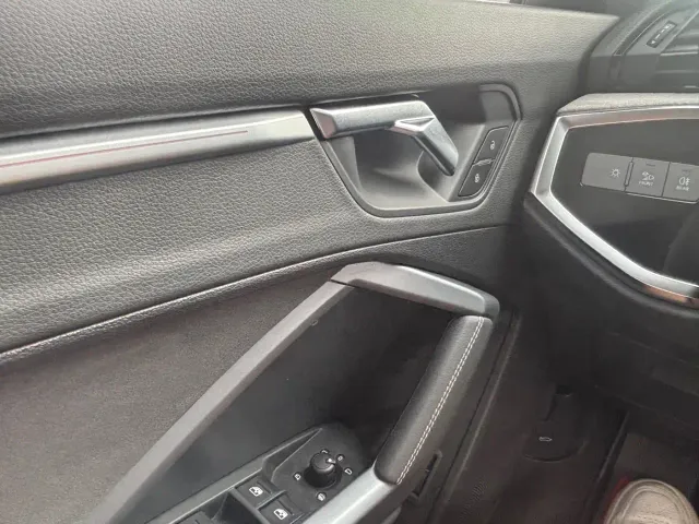 Audi Q3 — Фото автомобиля 7