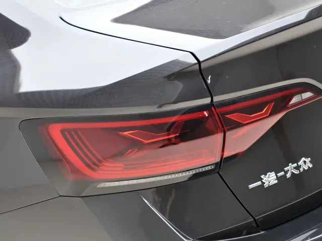 Volkswagen Sagitar — Фото автомобиля 20