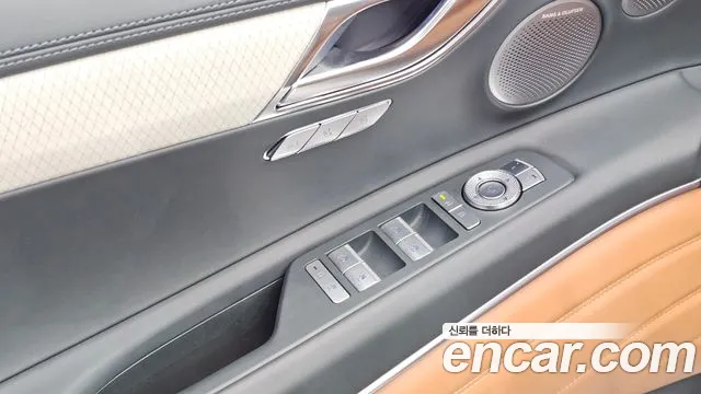Genesis GV80 — Фото автомобиля 30