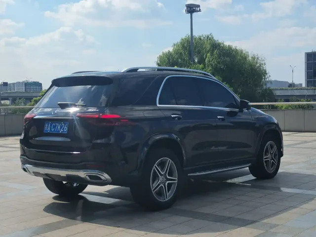 Mercedes-Benz GLE-Class — Фото автомобиля 6