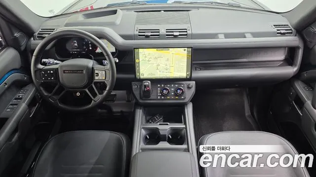 Land Rover Defender — Фото автомобиля 9