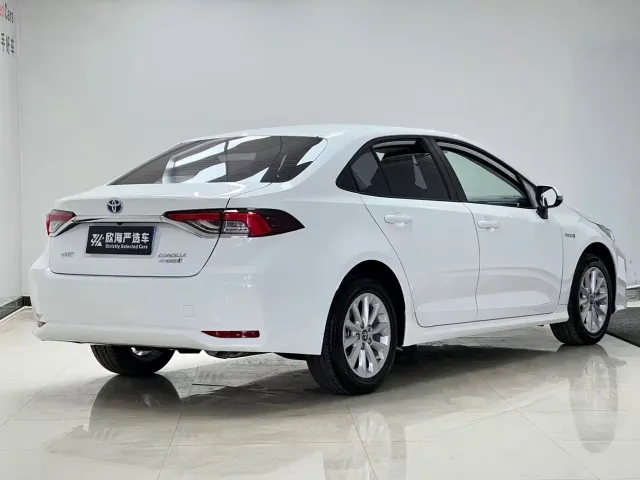 Toyota Corolla — Фото автомобиля 4