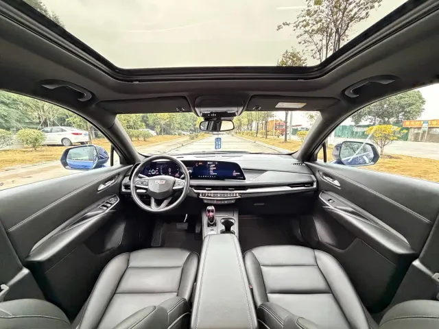 Cadillac XT4 — Фото автомобиля 6