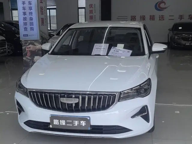 Geely Emgrand — Фото автомобиля 2