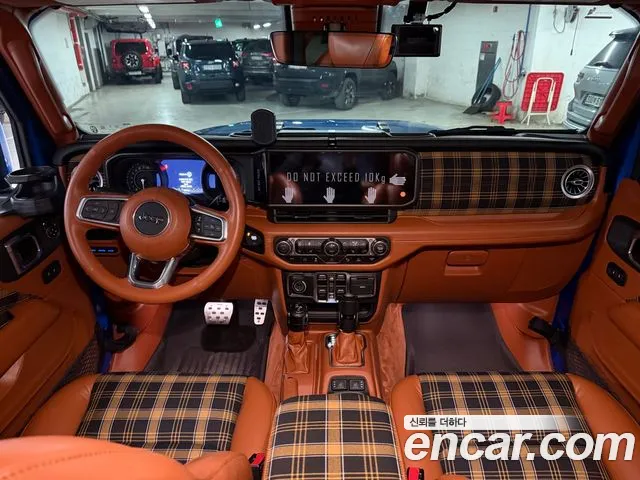 Jeep Wrangler — Фото автомобиля 7