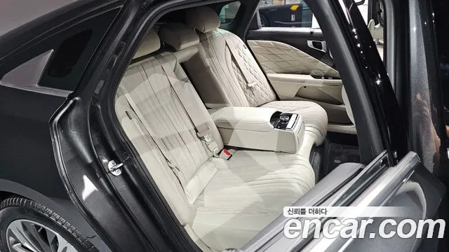 Kia K8 K8 Hybrid — Фото автомобиля 17