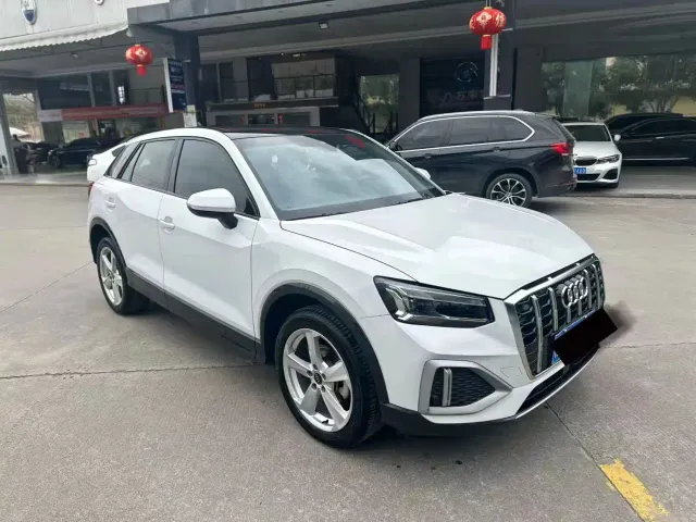 Audi Q2L — Фото автомобиля 3