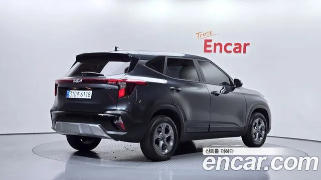 Kia Seltos — Фото автомобиля 2