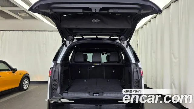 Land Rover Discovery — Фото автомобиля 20