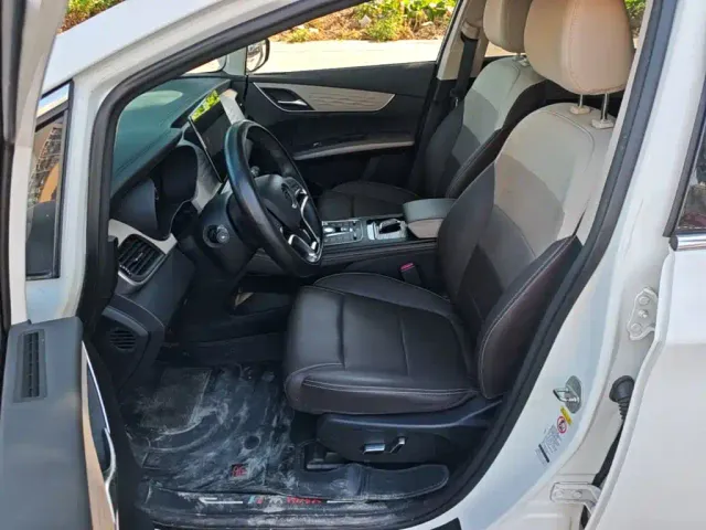 BYD Song MAX — Фото автомобиля 11