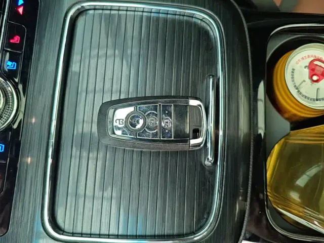 Lincoln Nautilus 2021 2.0T AWD Elegance Edition — Фото автомобиля 8