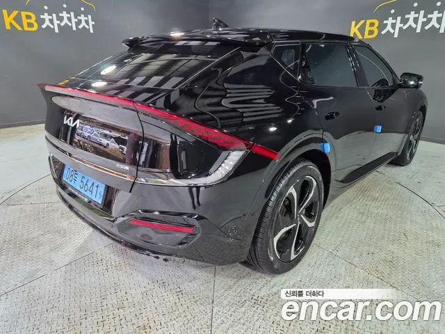 Kia EV6 — Фото автомобиля 6