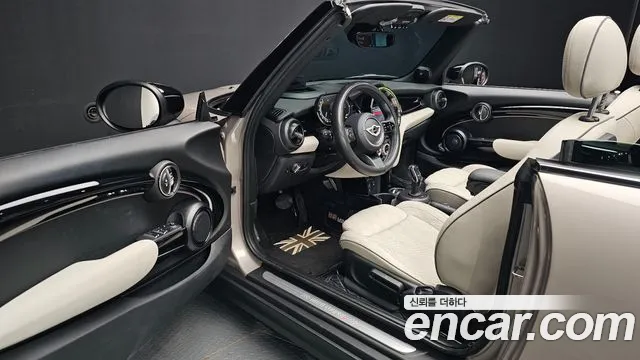 Mini Cooper Convertible — Фото автомобиля 10