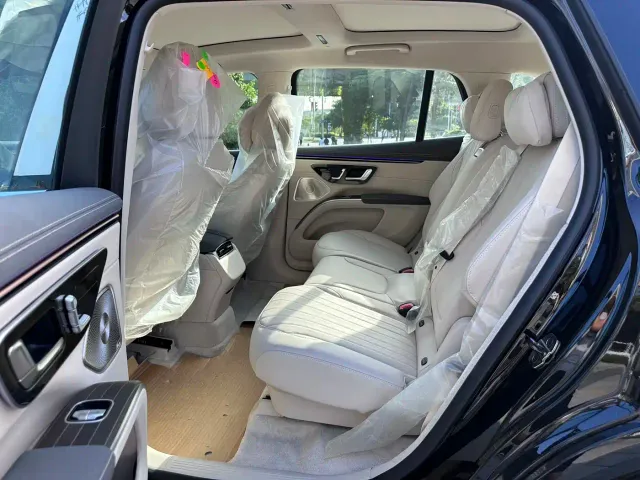 Mercedes-Benz EQS SUV — Фото автомобиля 8