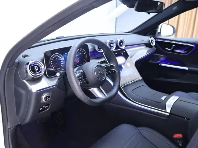 Mercedes-Benz C-Class — Фото автомобиля 11
