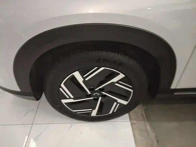 Wuling Starlight S — Фото автомобиля 22