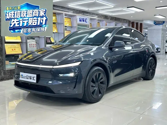 Фотография автомобиля — Tesla Model Y