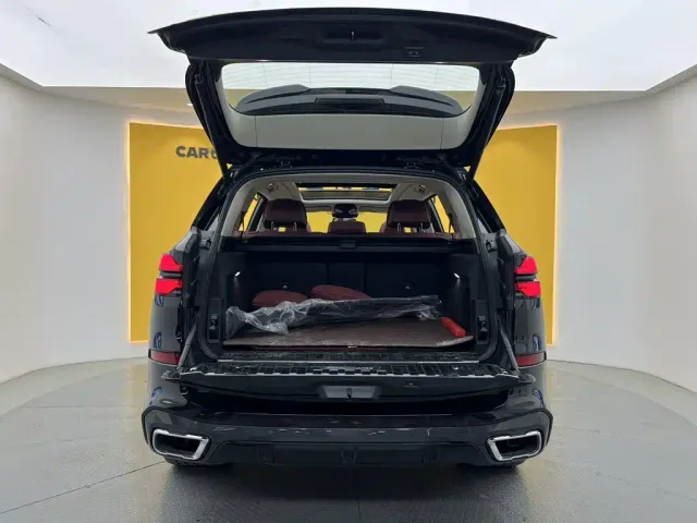 BMW X5 — Фото автомобиля 12