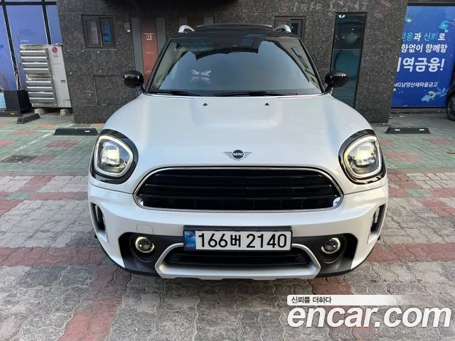 MINI Countryman — Фото автомобиля 3