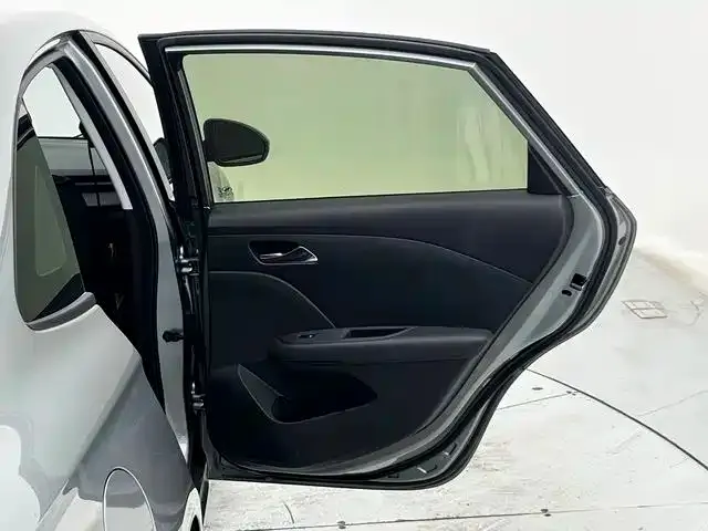 Chevrolet Monza — Фото автомобиля 21