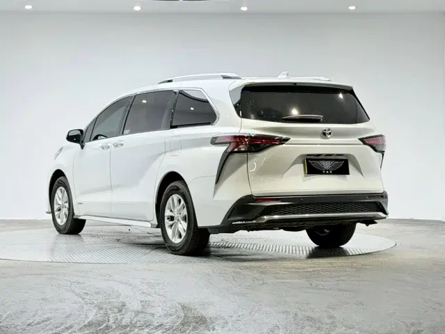 Toyota Granvia — Фото автомобиля 3