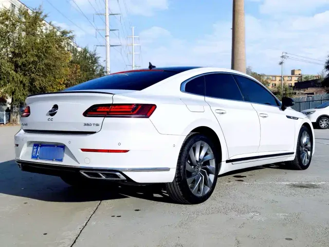 Volkswagen CC — Фото автомобиля 4