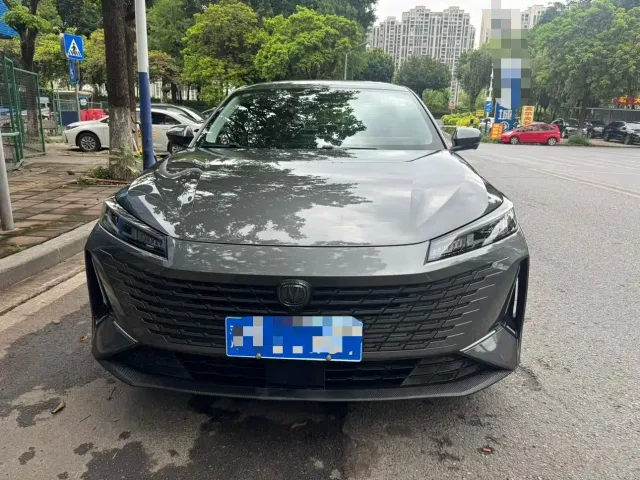 Changan Lamore — Фото автомобиля 2