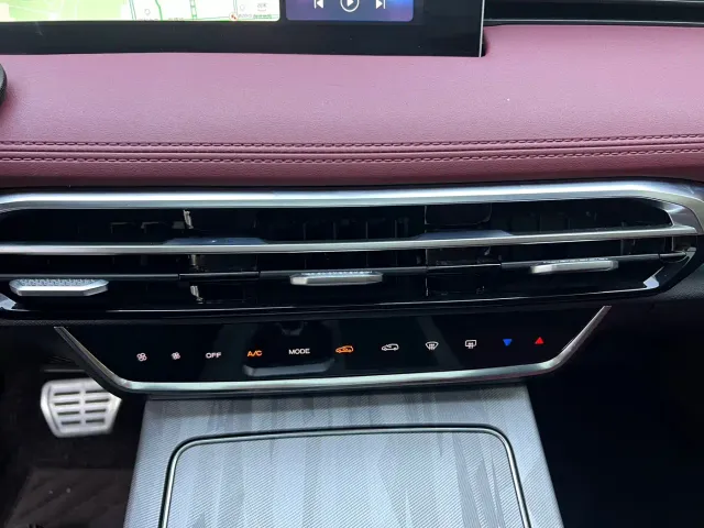 Jetour X70 Plus — Фото автомобиля 12