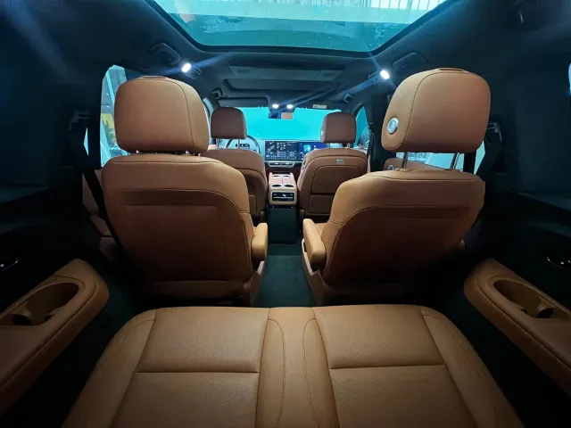 Li Auto L9 — Фото автомобиля 5
