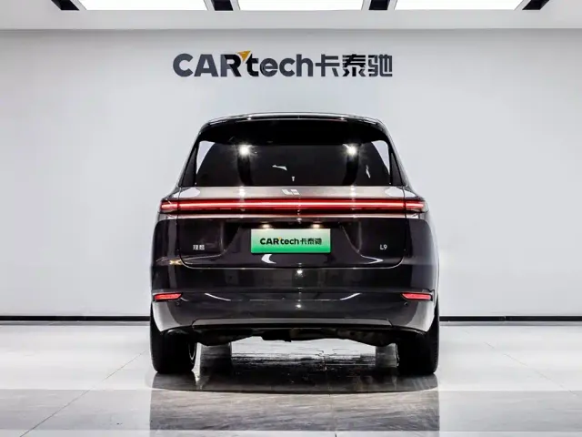 Li Auto L9 — Фото автомобиля 5