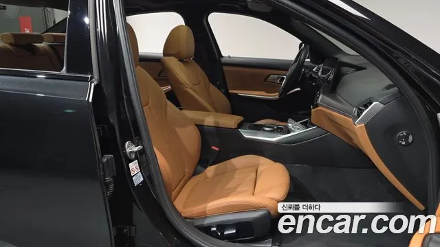 BMW 3-Series 3 серия (G20) 320i M Sport — Фото автомобиля 19