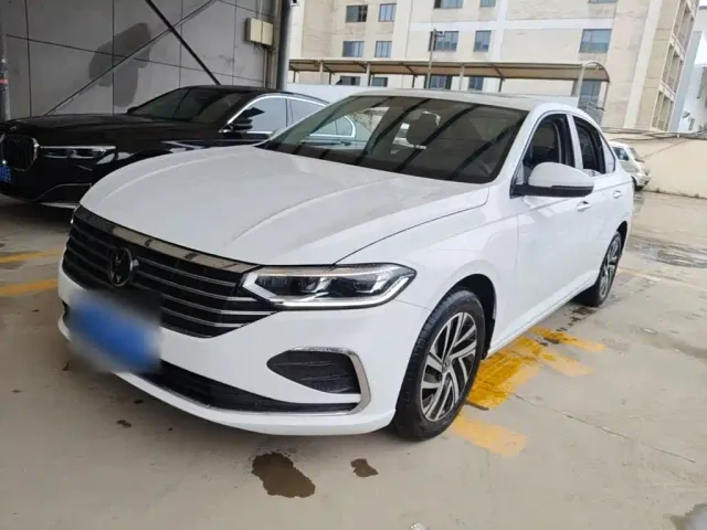 Фотография автомобиля — Volkswagen Lavida