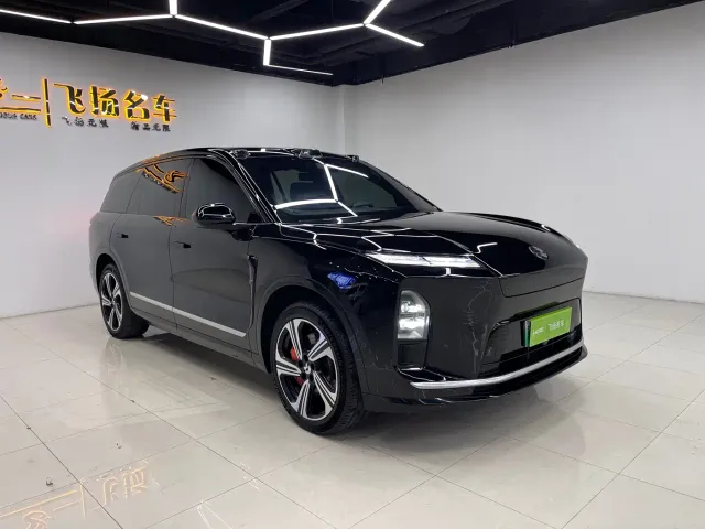 Nio ES8 — Фото автомобиля 3